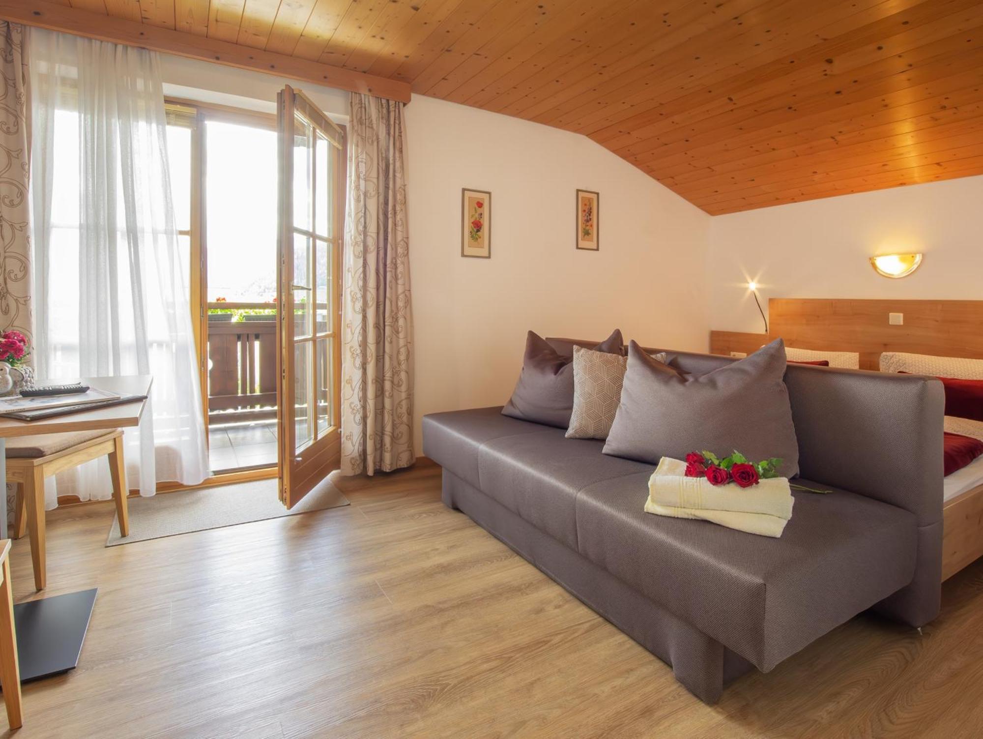 Haus Sonnleitn Hotel Altenmarkt im Pongau Exterior photo